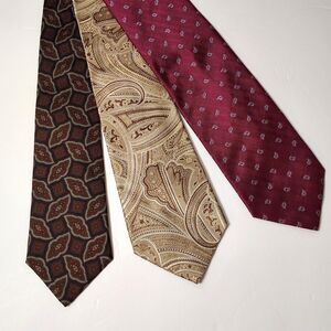 Vtg 3 Men's Suit Ties 100% Silk Paisley Floral Classy Sophisticated Patterns